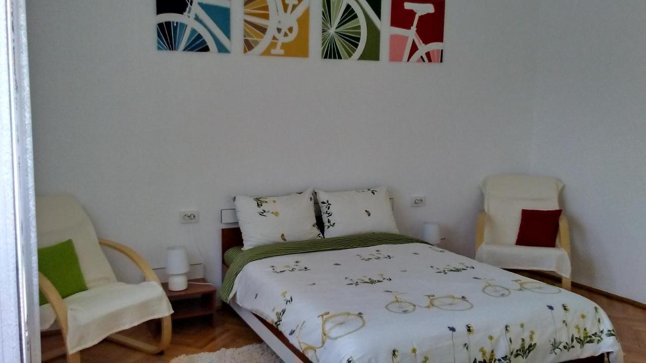 B Apartments - Bike Apartment ทิมิชัวรา ภายนอก รูปภาพ